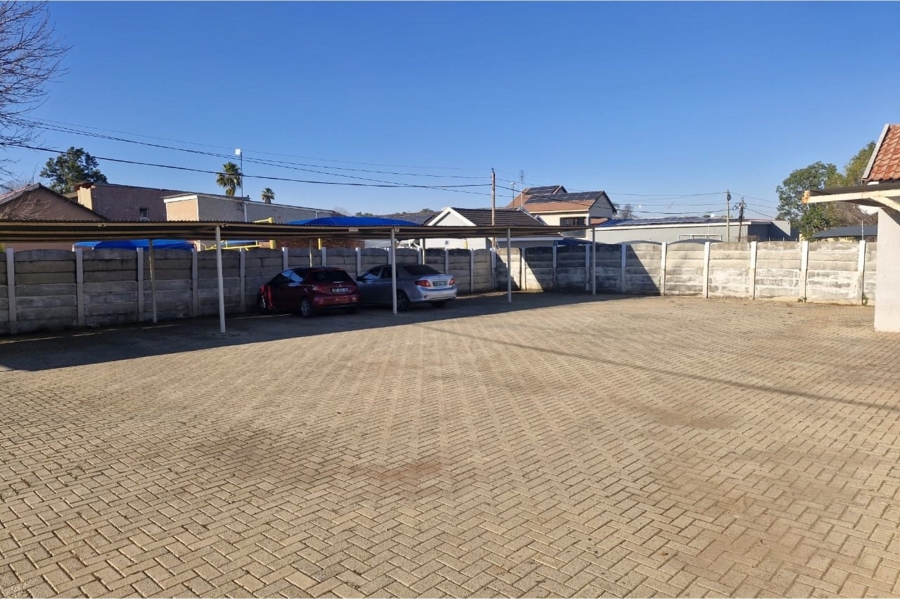 Commercial Property for Sale in Wilkoppies North West